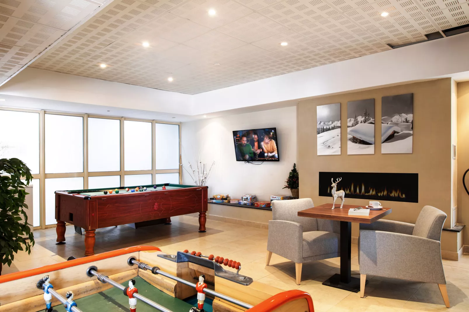 Les Terrasses d'Isola 2-Recreation room