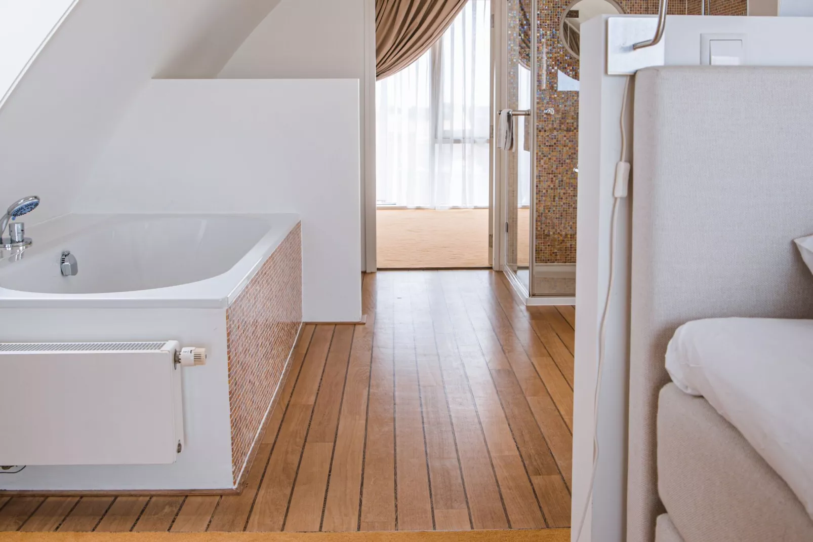 De ZeeParel Pink Shrimp-Bathroom