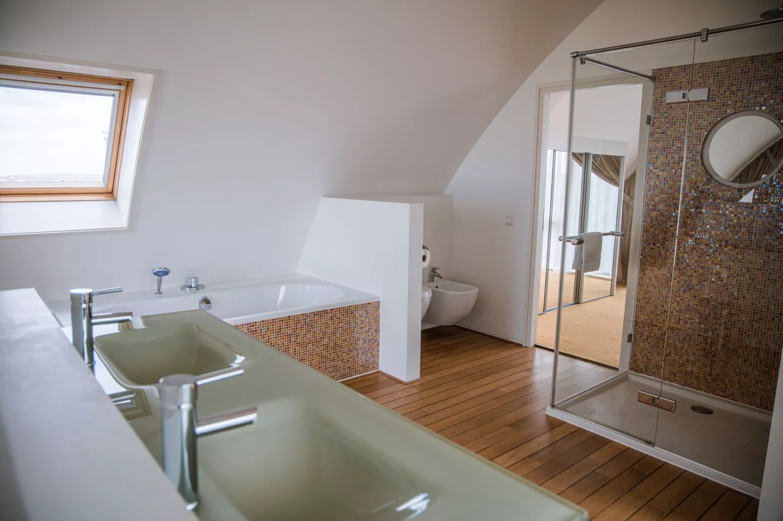 De ZeeParel Pink Shrimp-Bathroom