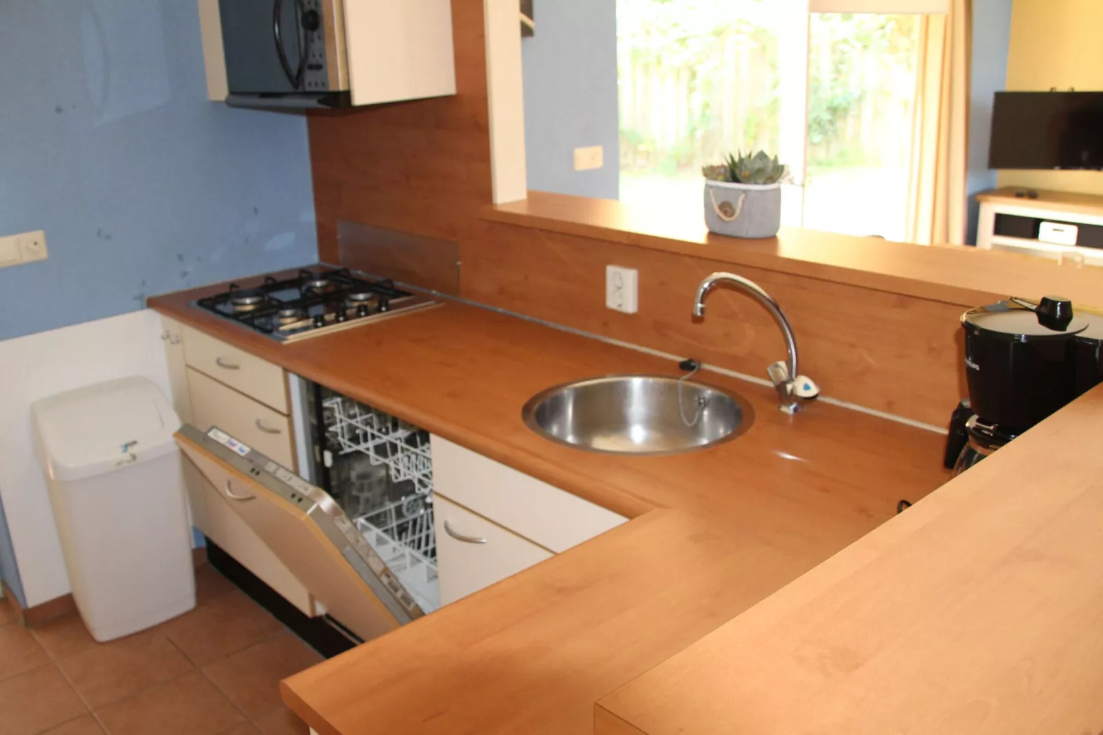 Comfort bungalow – max 4 personen – Nummer 84-Küche