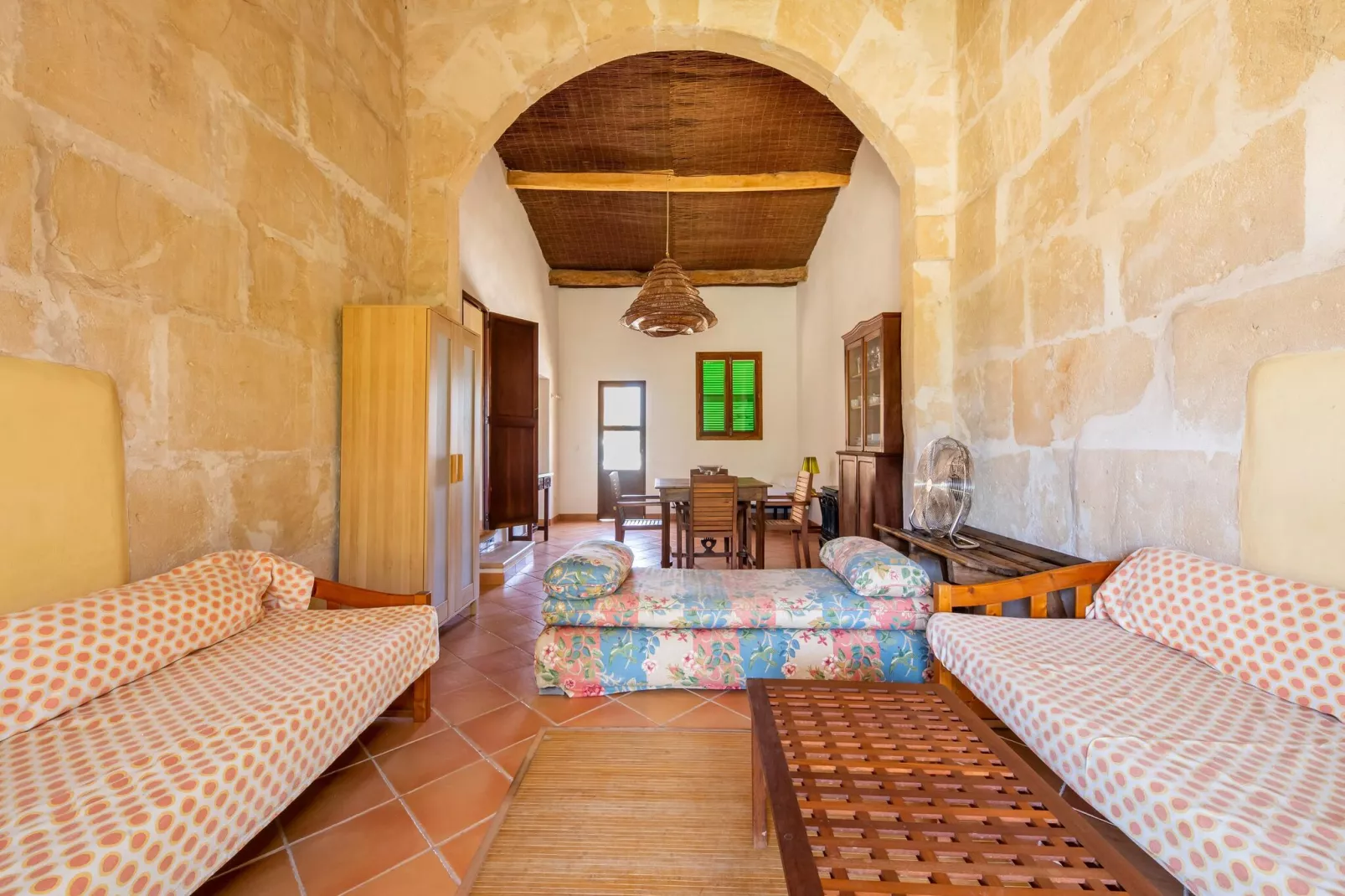 Gallinero-Living room