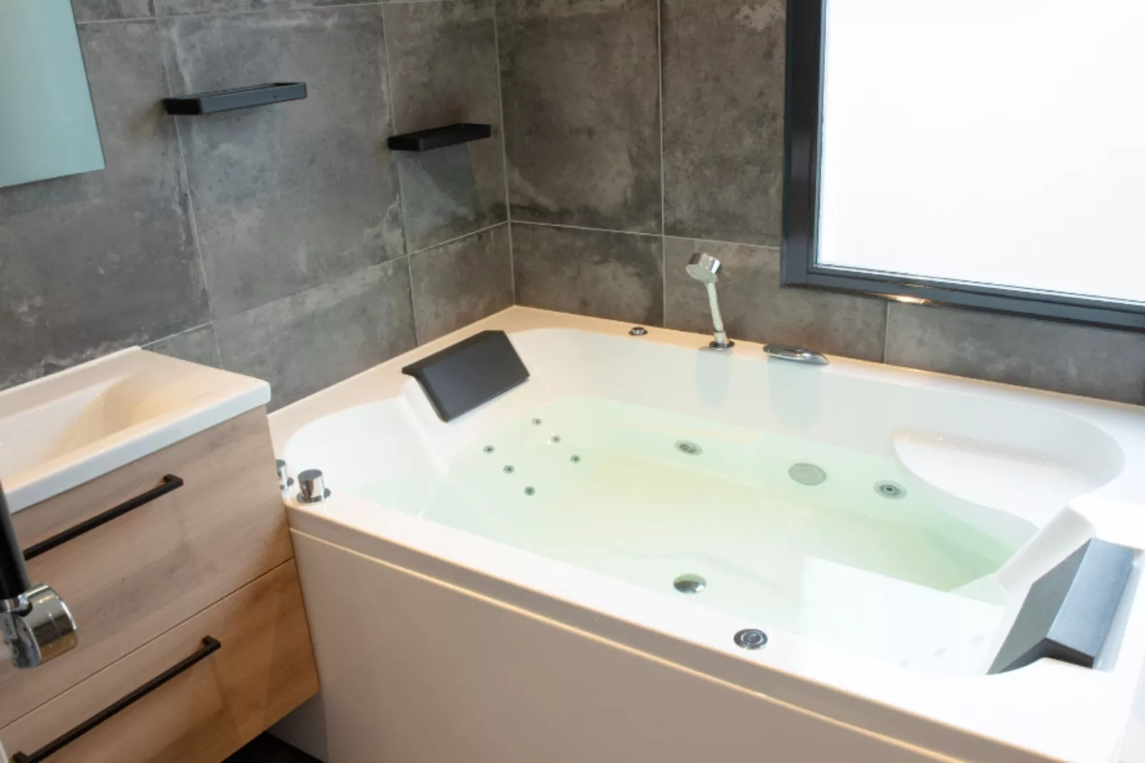 6 pers Welness huis 85-Bathroom