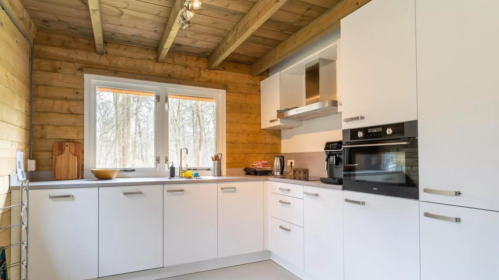 Scilla-Kitchen