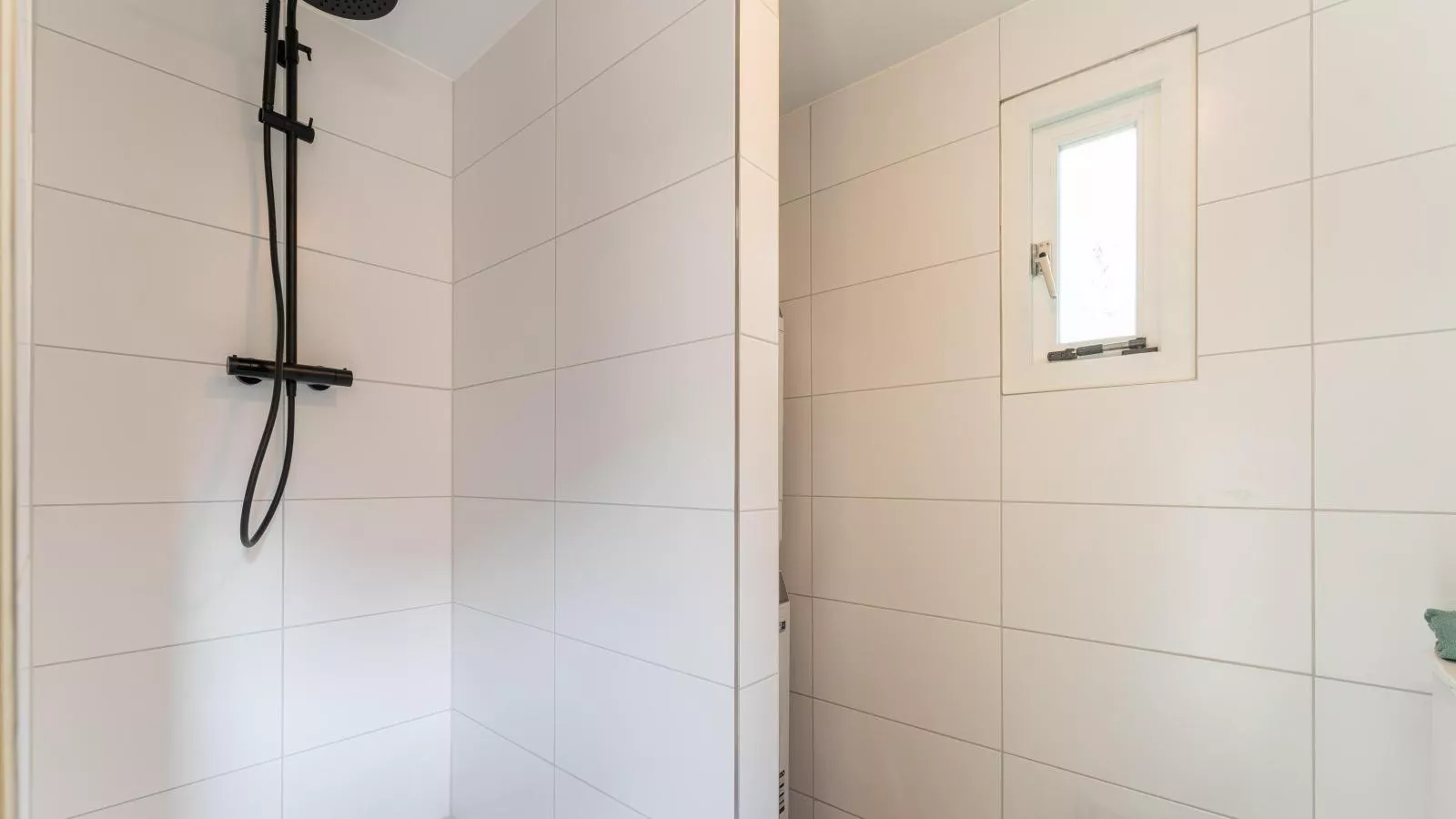 Scilla-Bathroom