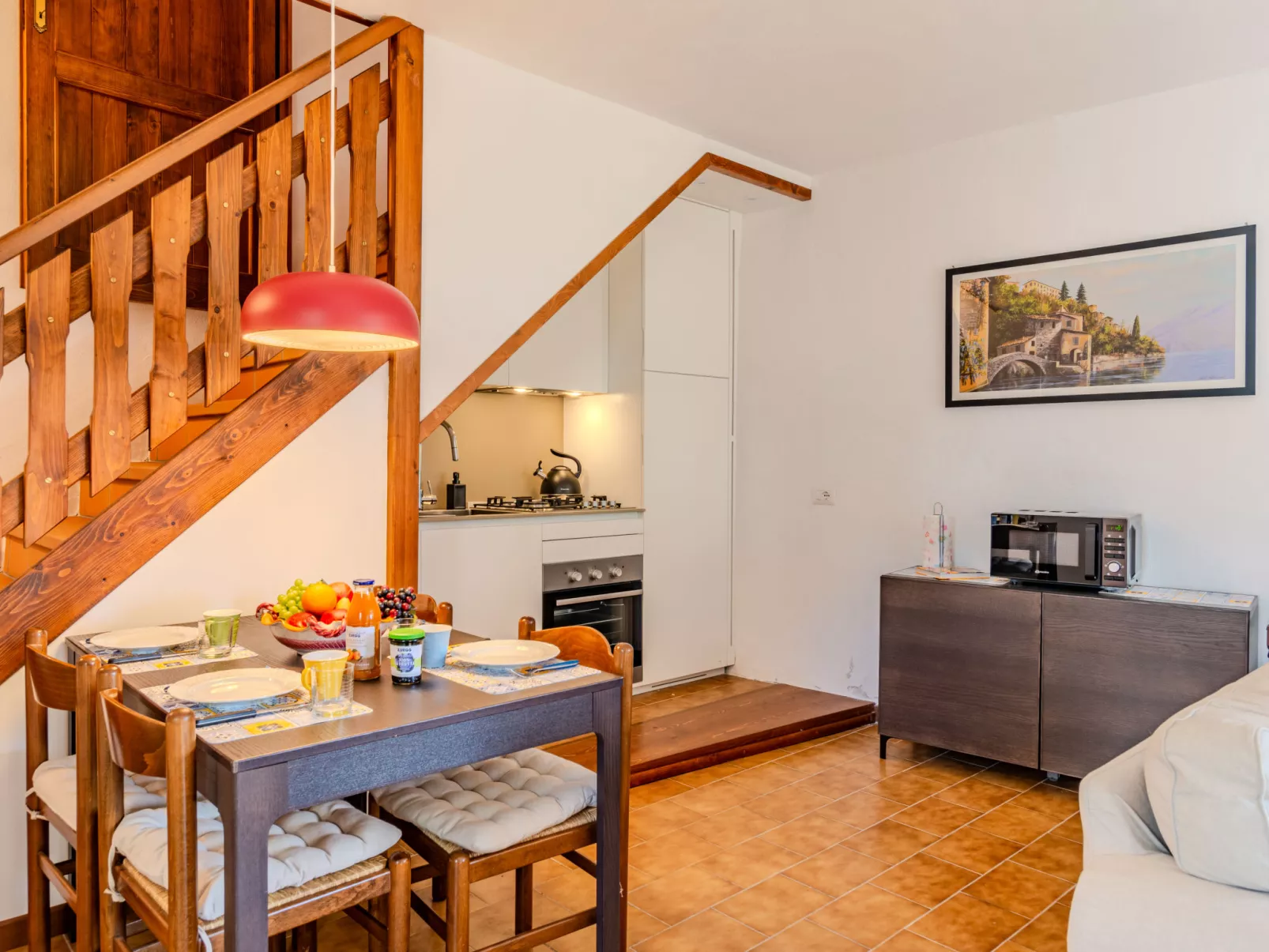 Casa Sul Torrente-Inside