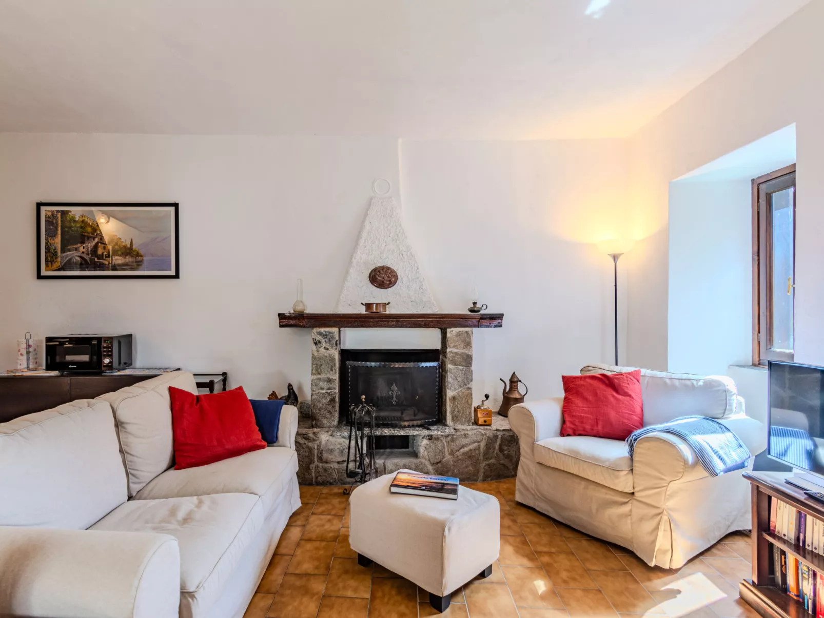 Casa Sul Torrente-Inside