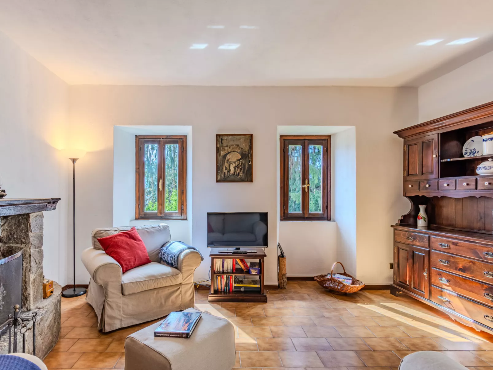 Casa Sul Torrente-Inside