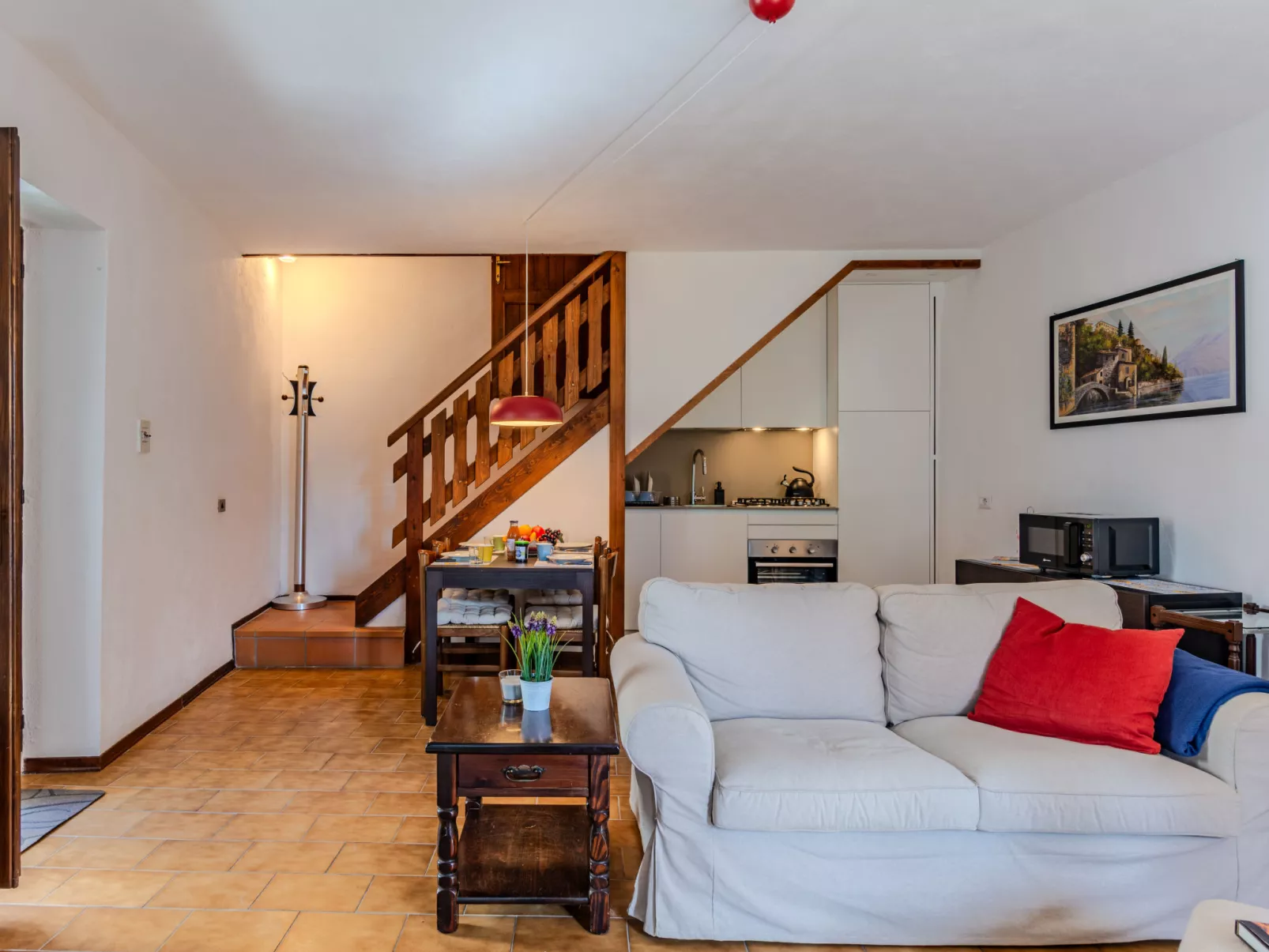 Casa Sul Torrente-Inside