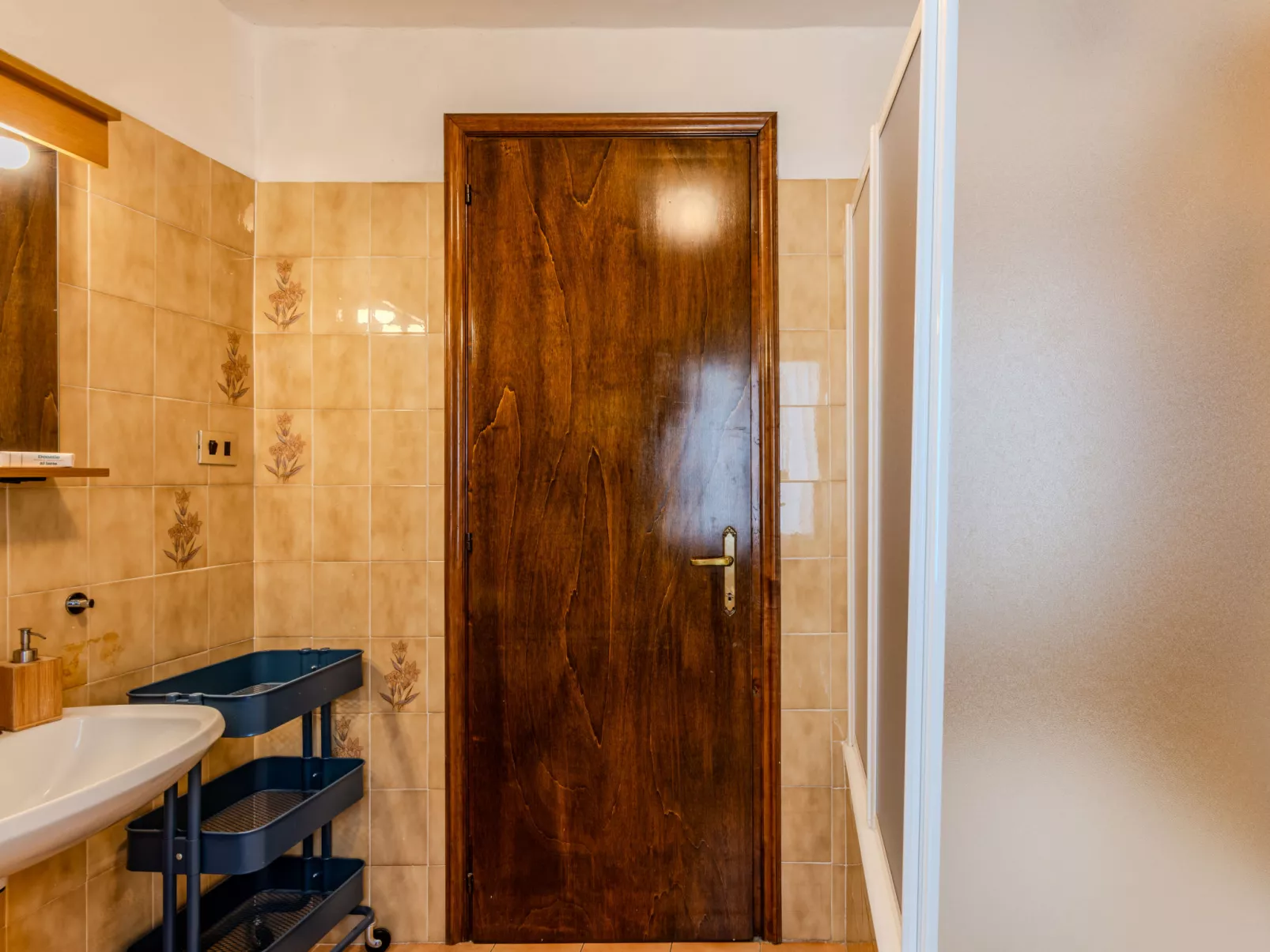Casa Sul Torrente-Inside