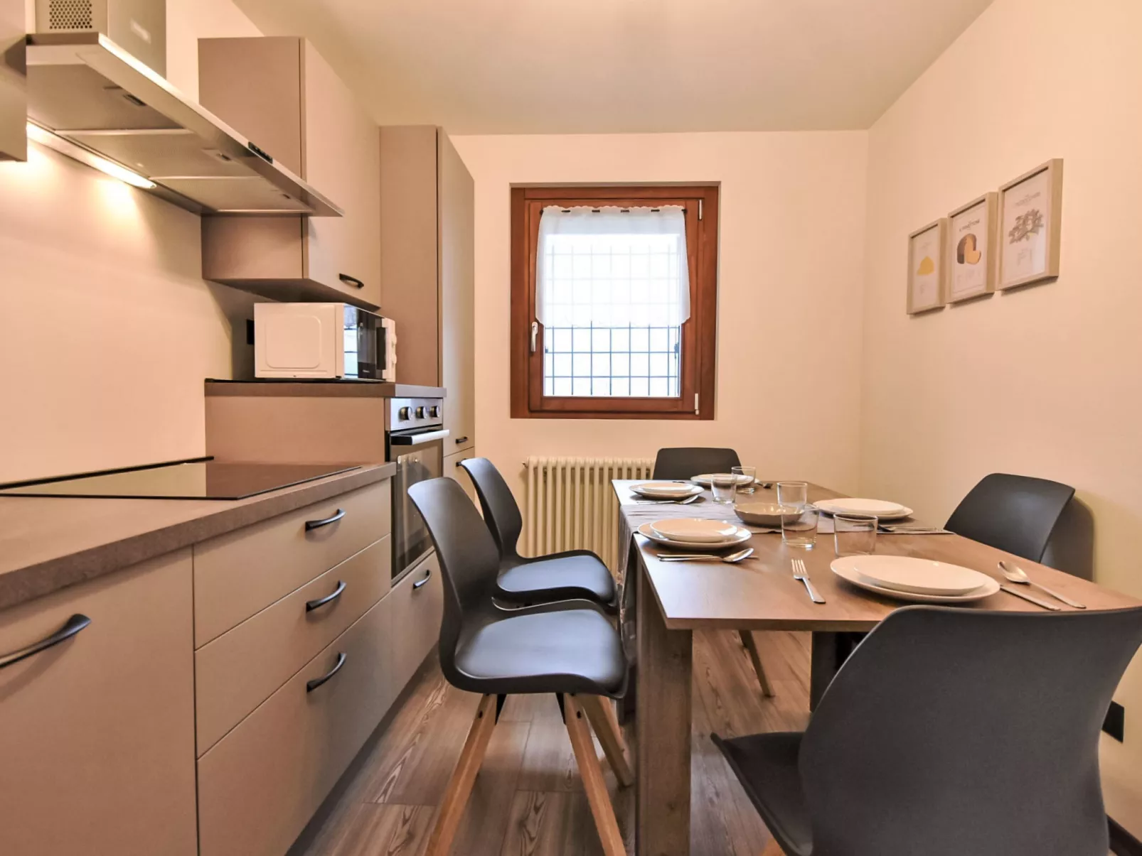 La Quiete Mountain Home-Inside