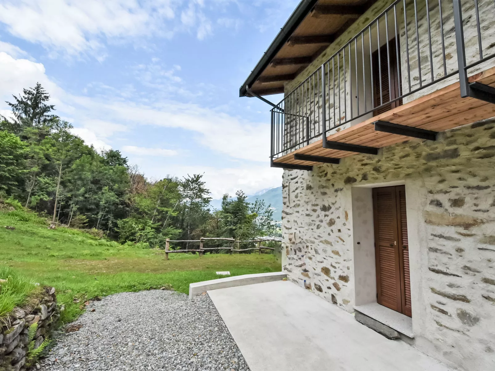 La Quiete Mountain Home-Outside