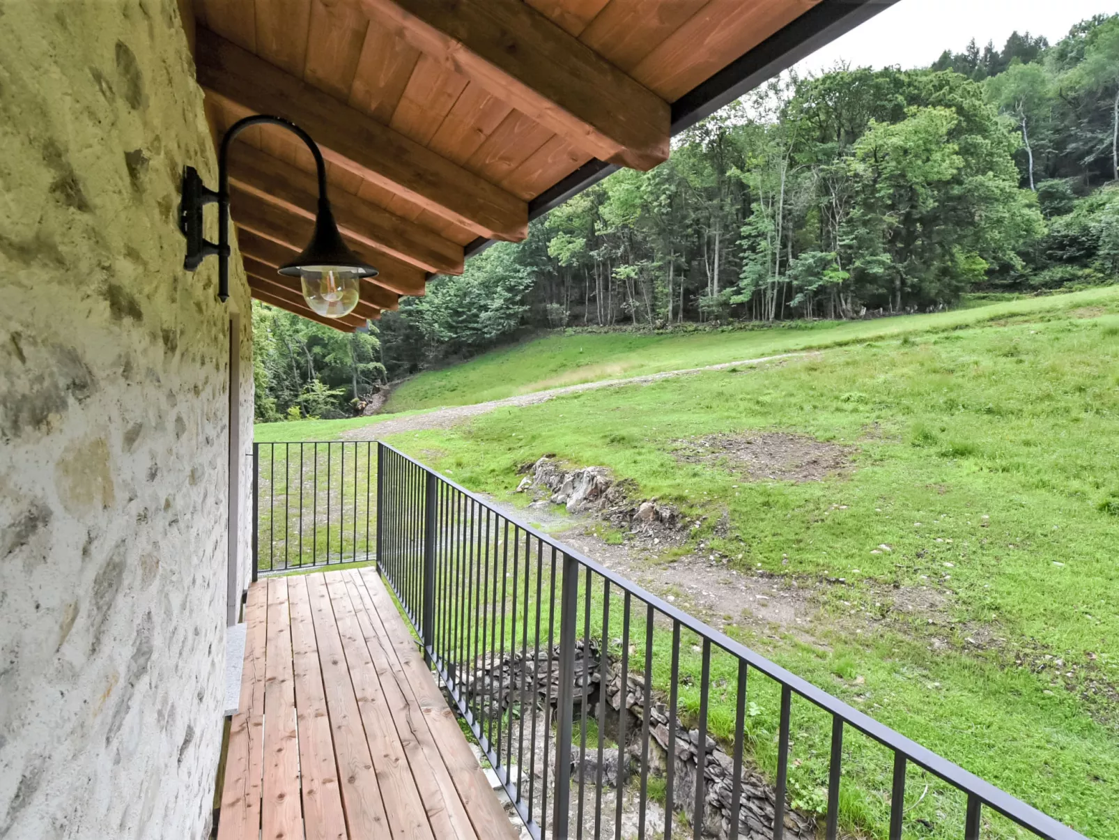 La Quiete Mountain Home-Outside