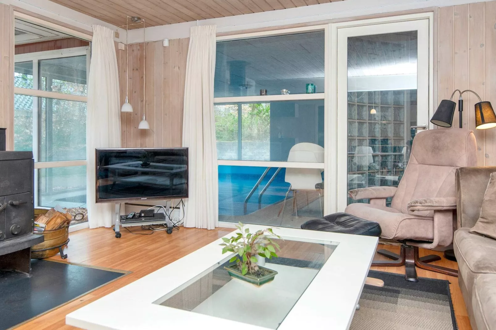 10 person holiday home in Glesborg-By Traum-Indoor