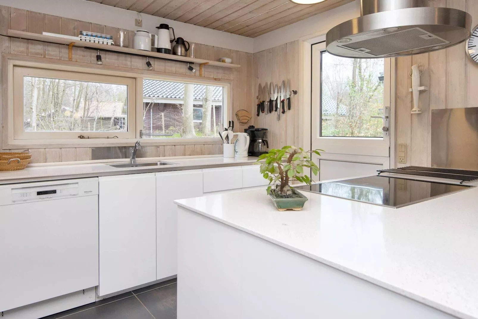 10 person holiday home in Glesborg-By Traum-Indoor