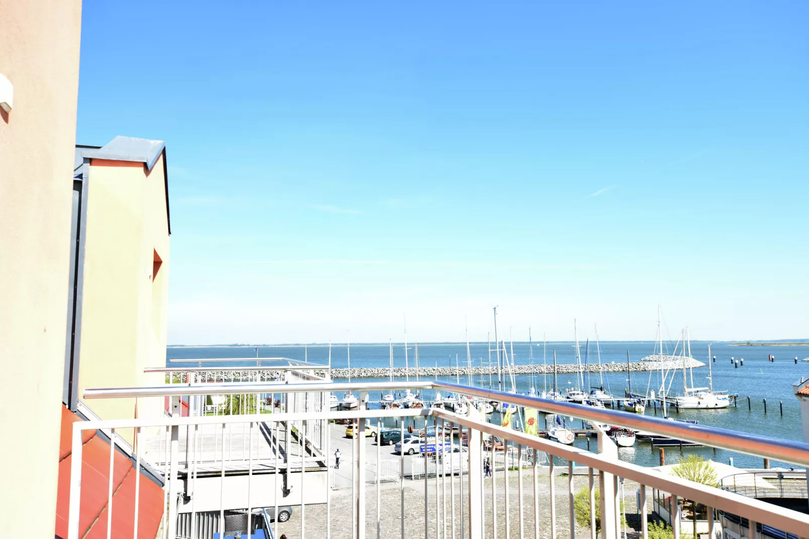 Exklusive Panoramawohnung-View summer