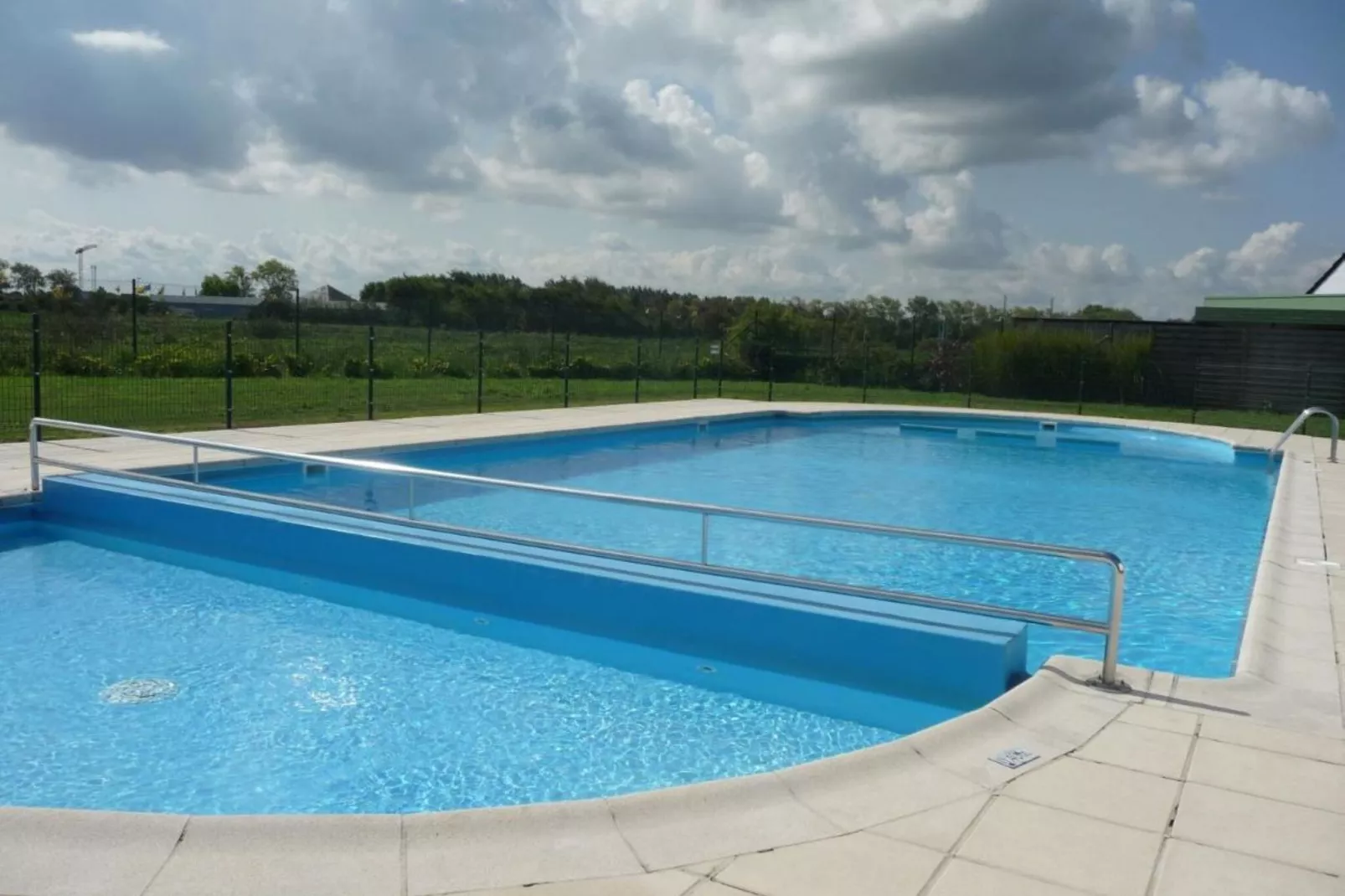 NWD108-Pool