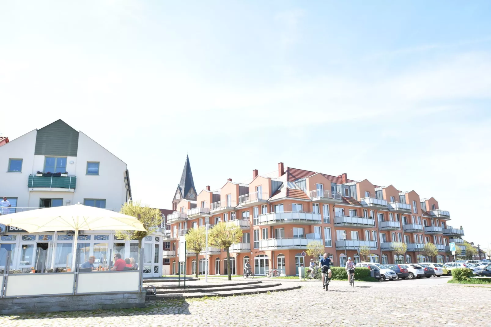 Exklusive Panoramawohnung-Exterior summer