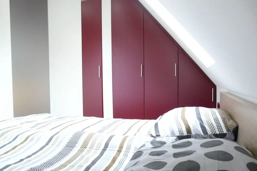 128818-Bedroom