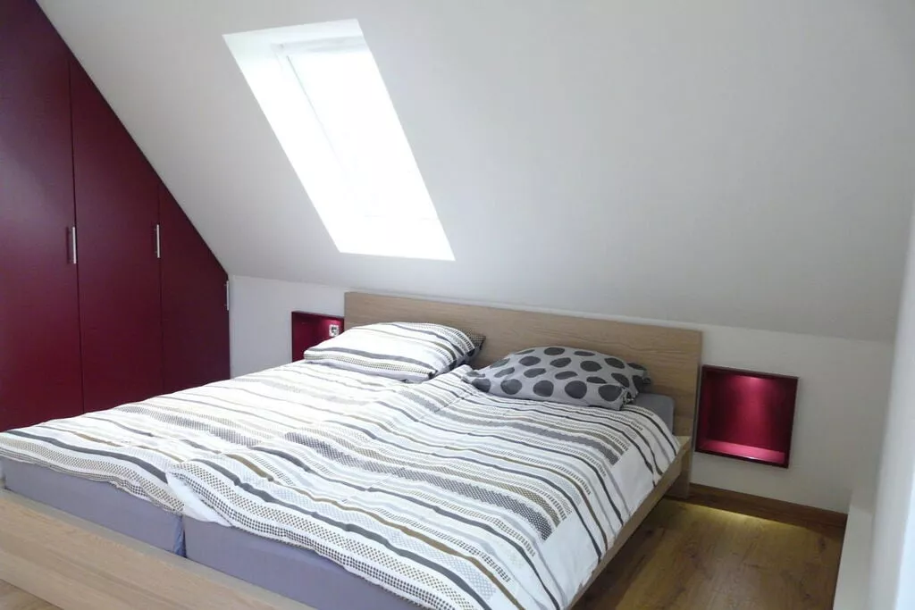 128818-Bedroom