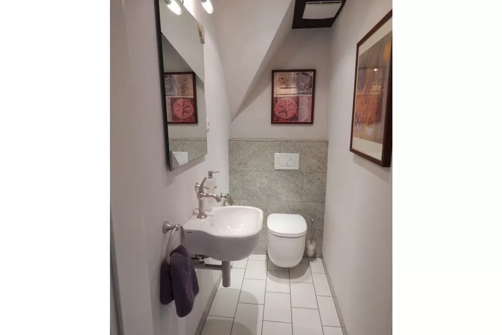 103081-Bathroom