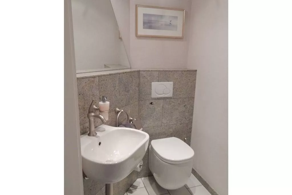 103083-Bathroom