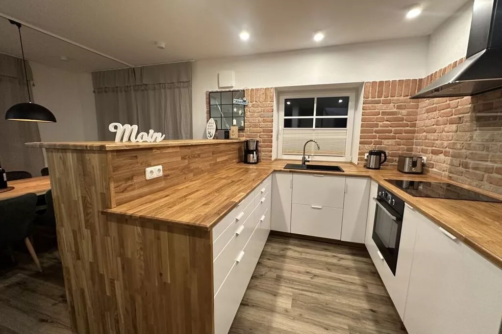 479490-Kitchen