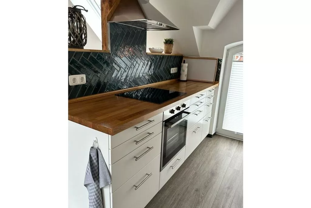 452831-Kitchen