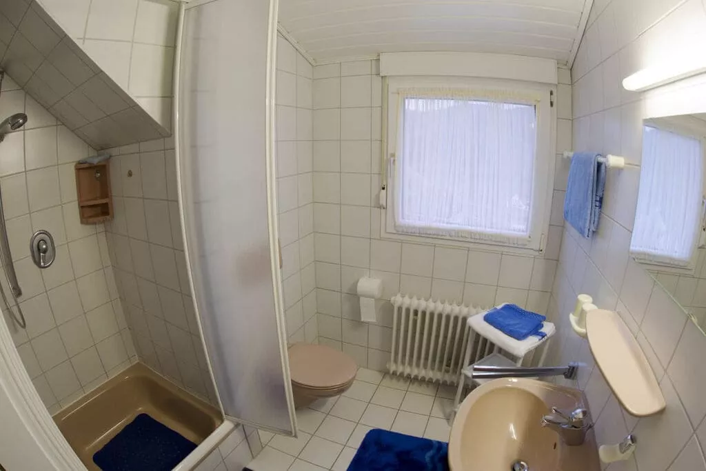 22508-Bathroom