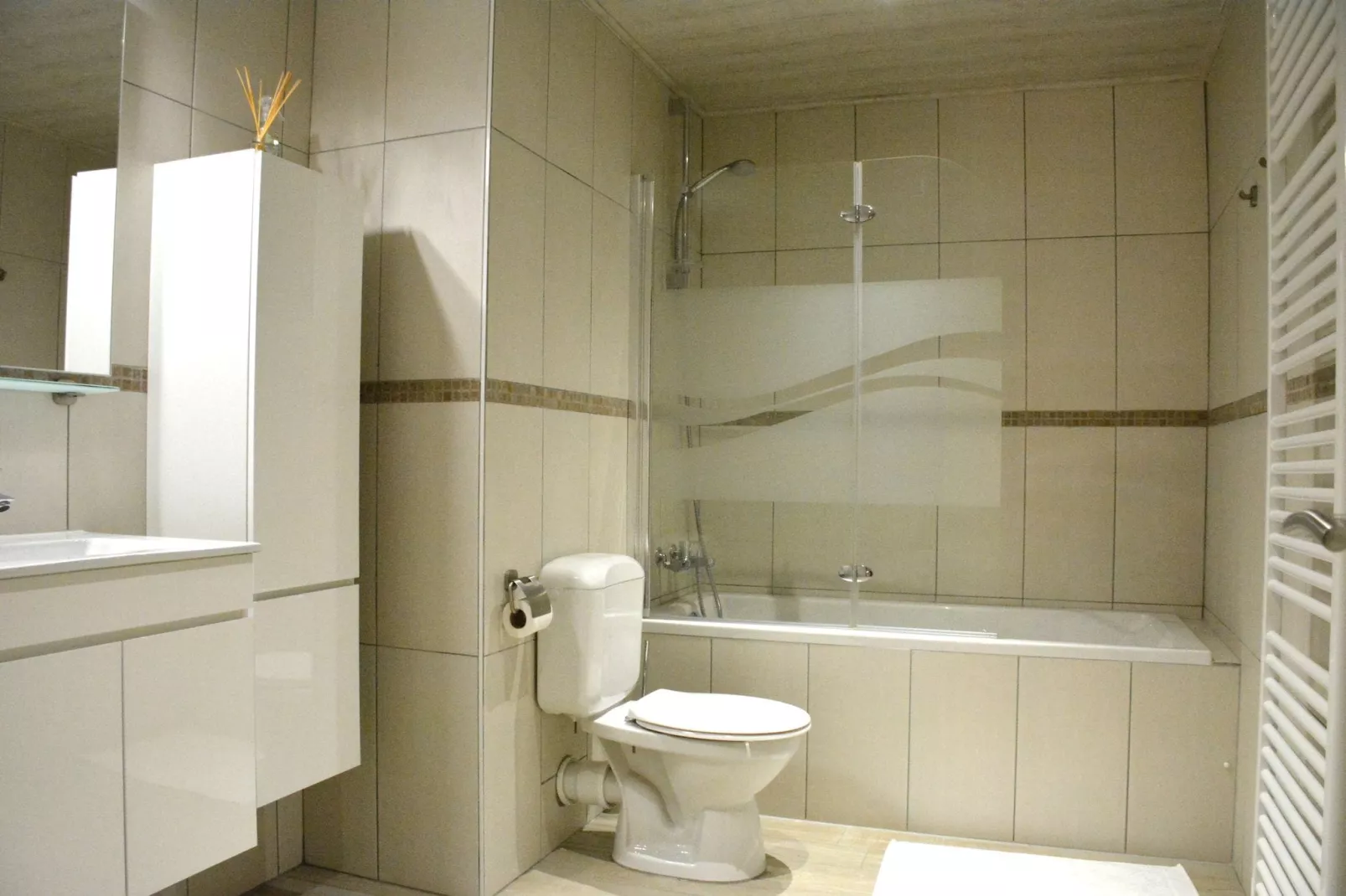 Le Gîte Mariette-Bathroom
