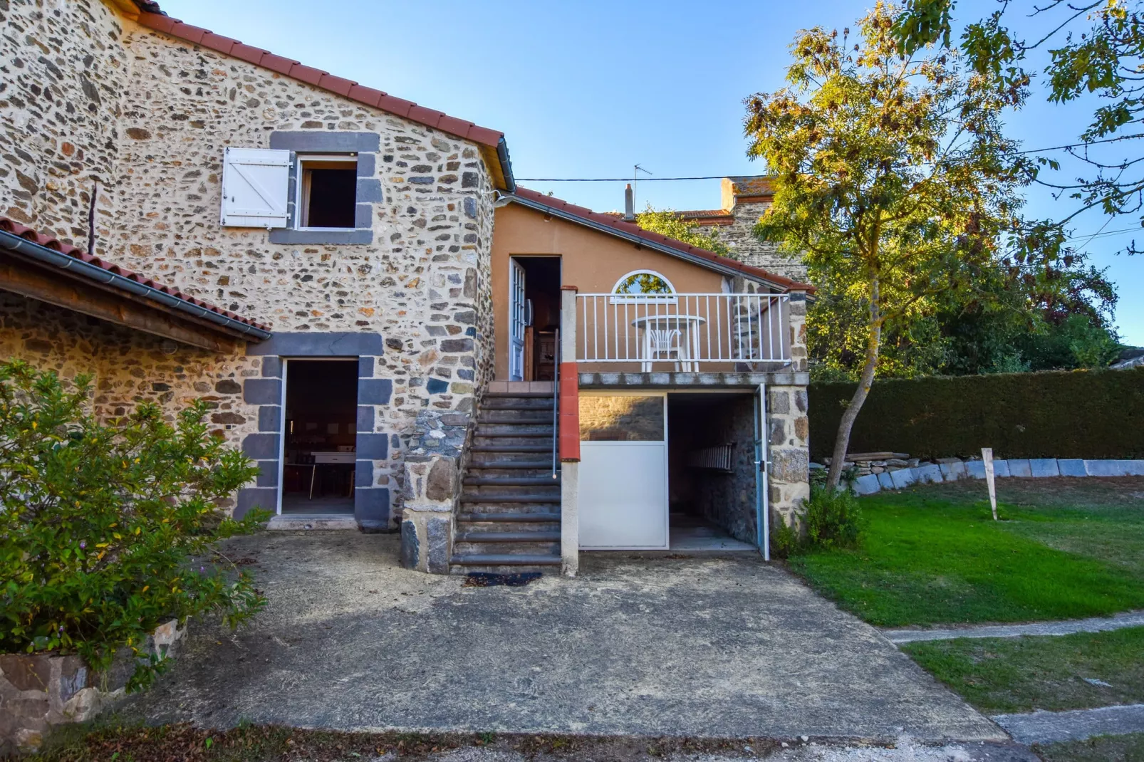 Maison pour 3 personnes à la campagne-Exterior summer