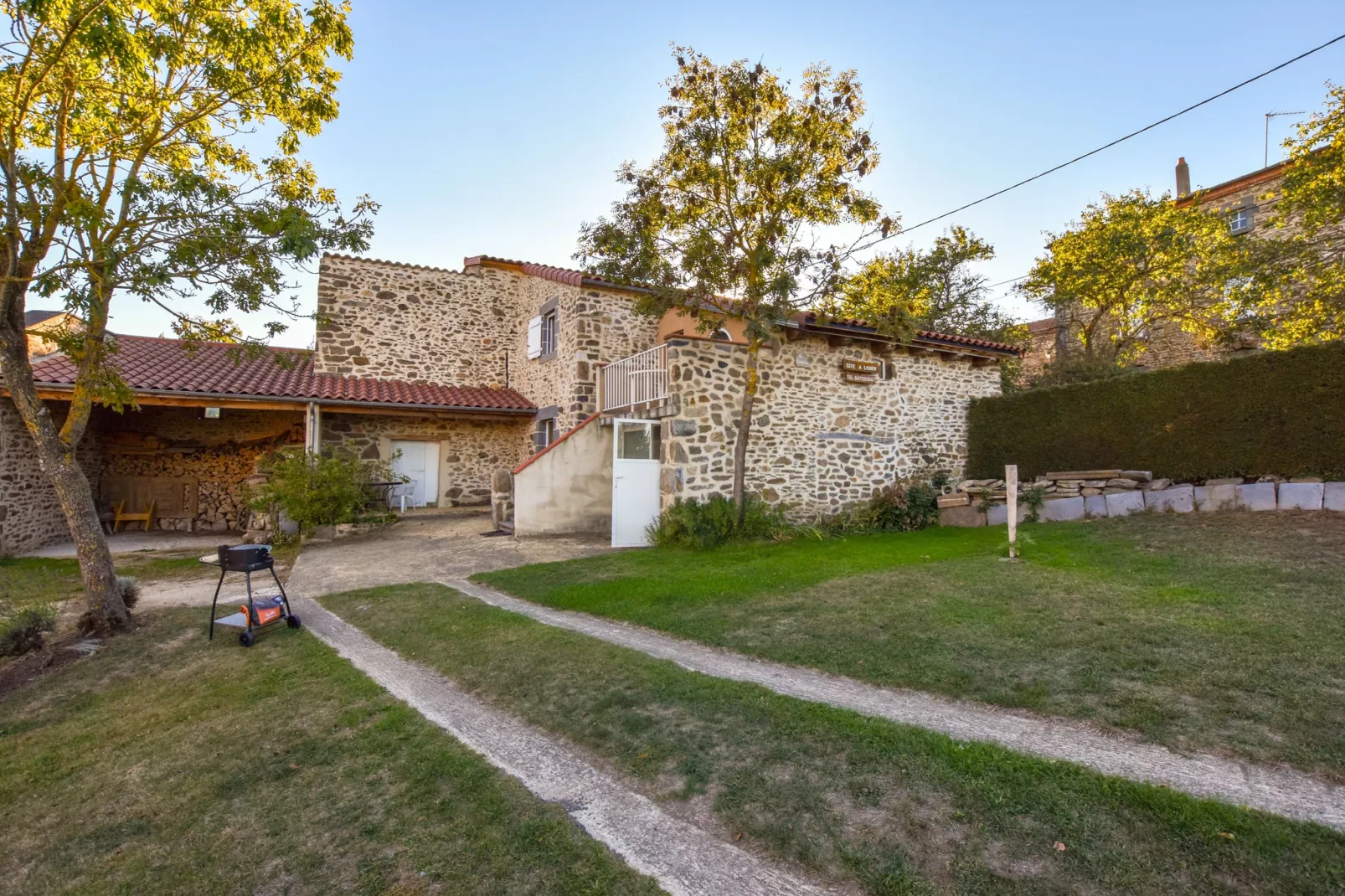 Maison pour 3 personnes à la campagne-Gardens summer