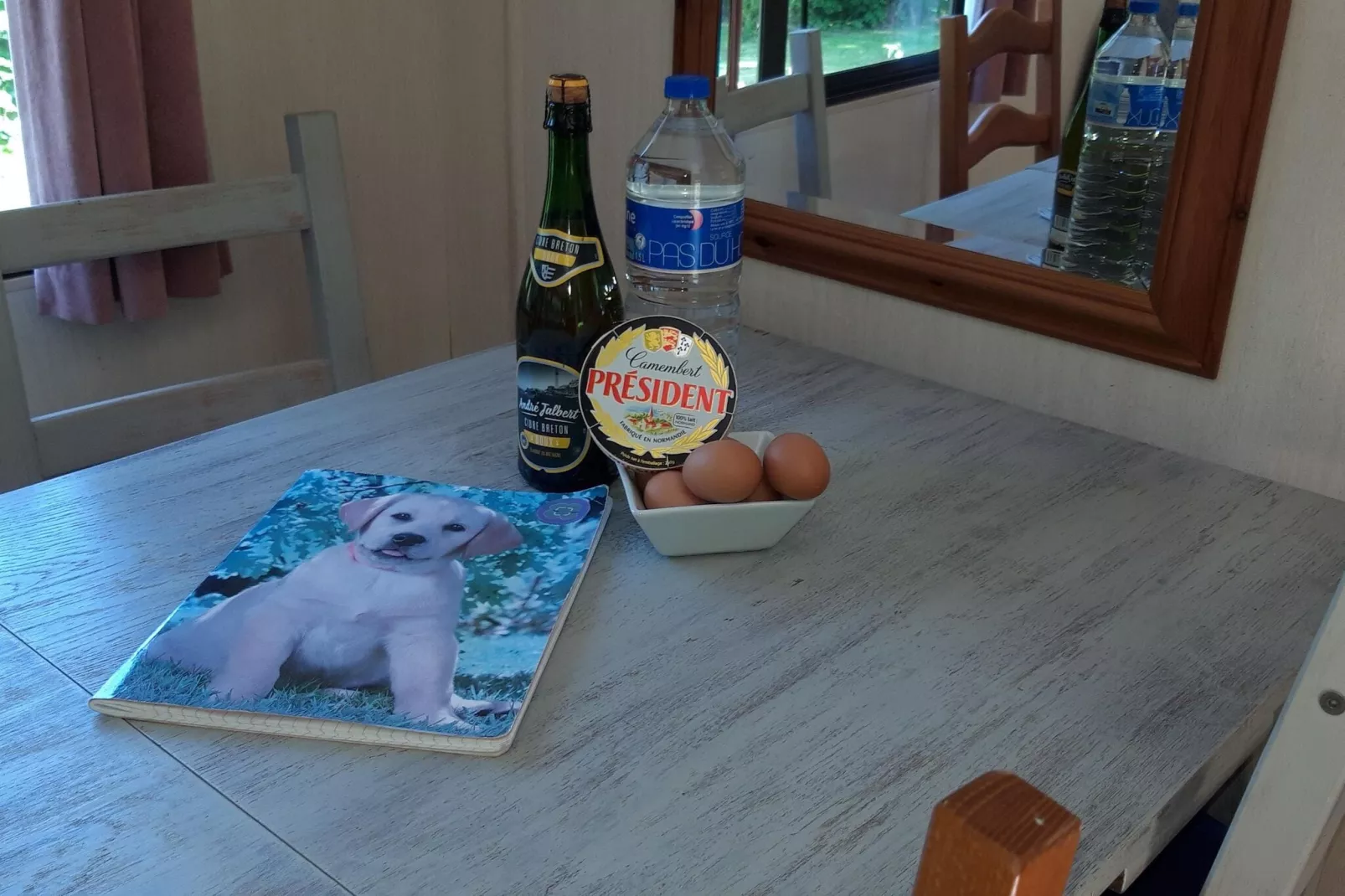 Mobil-home Grenterie-Dining room