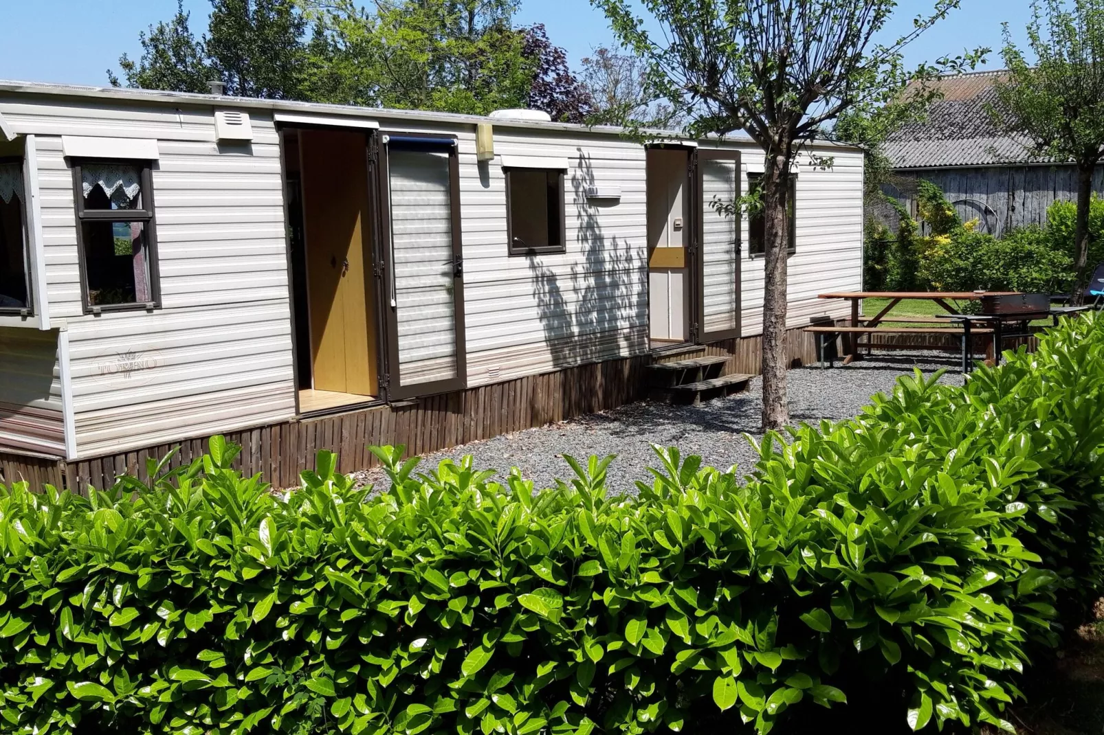 Mobil-home Grenterie-Exterior summer