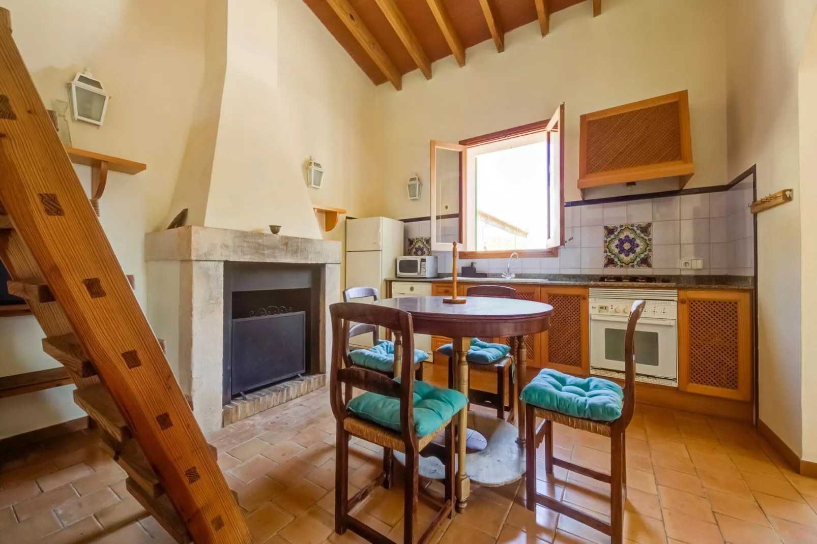 Casa del Pagès-Dining room