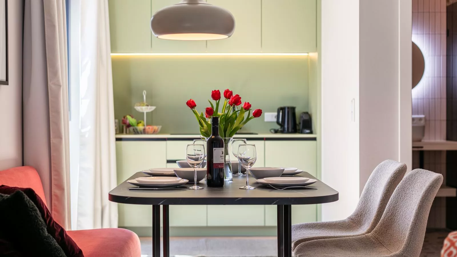 Lukasfeld 9 Top Erika-Dining room