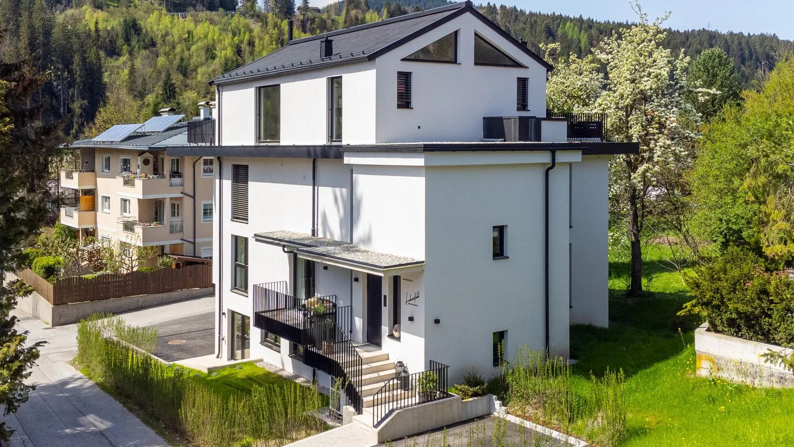 Lukasfeld 9 Top Franz-Exterior summer