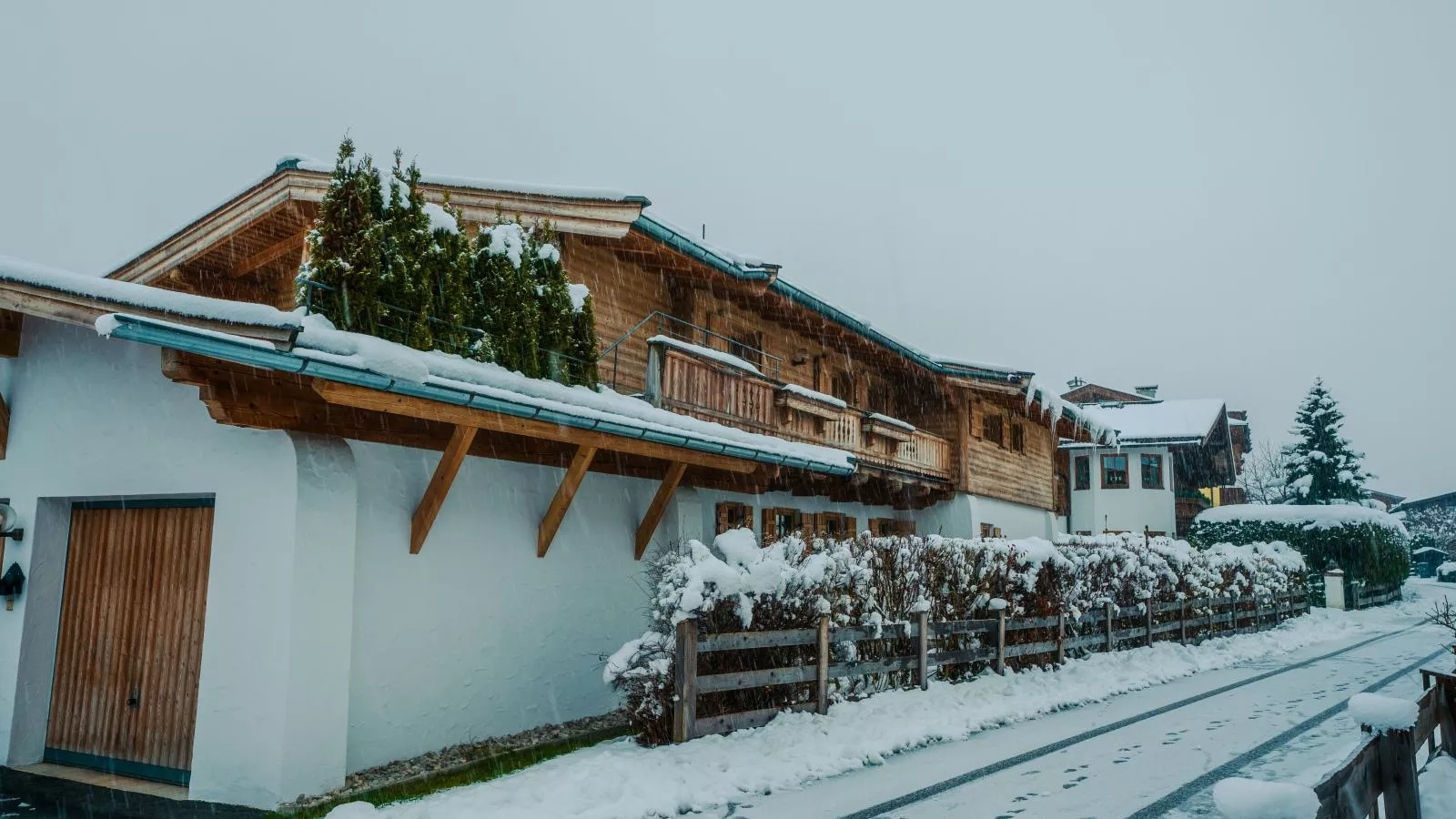 Family Hideout-Außenbereich Winter