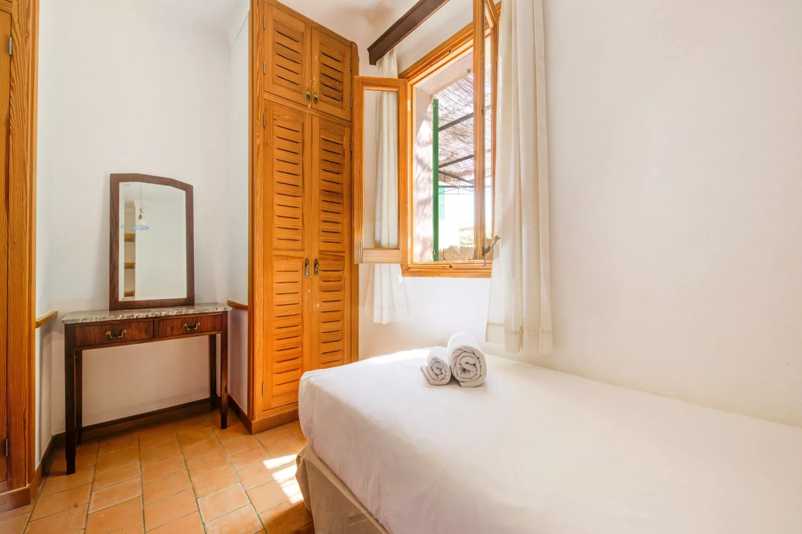Casa del Pagès-Bedroom