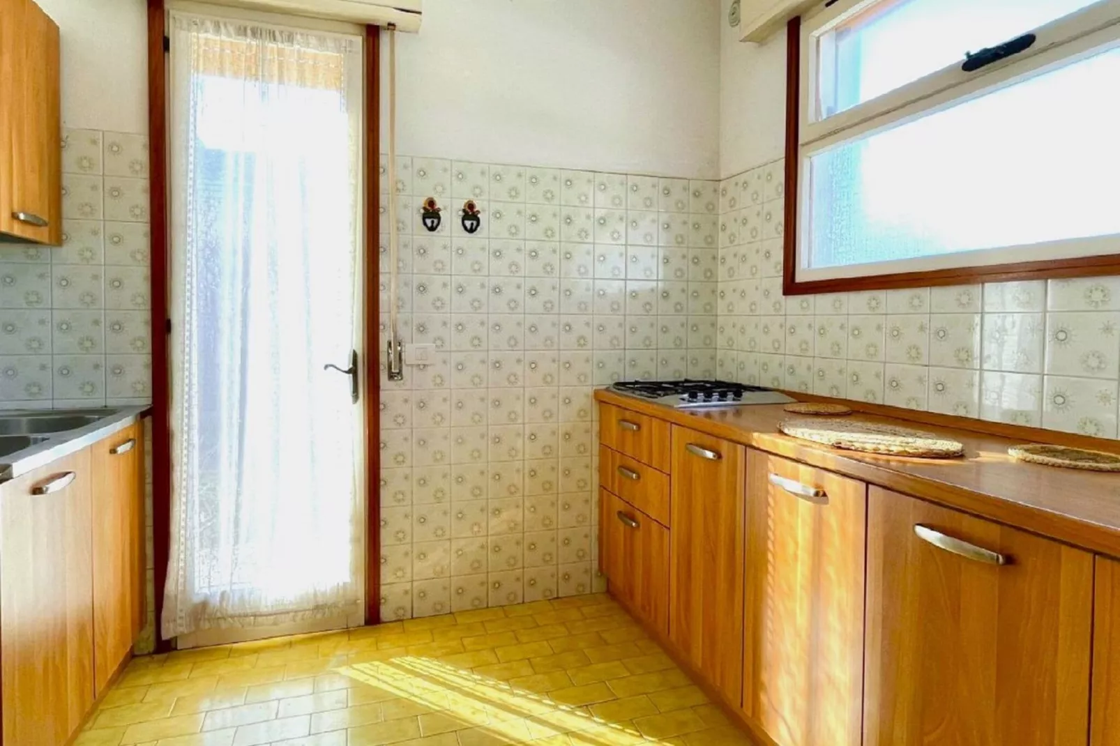 VILLA FABIENNE 32-Kitchen