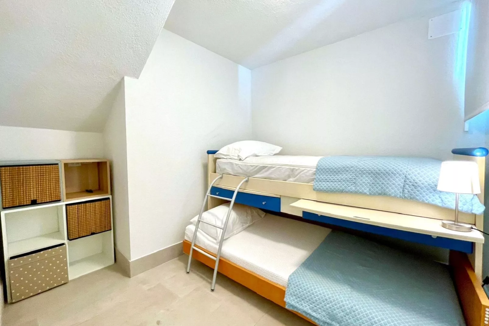 VILLA VIVALDI 85-Bedroom