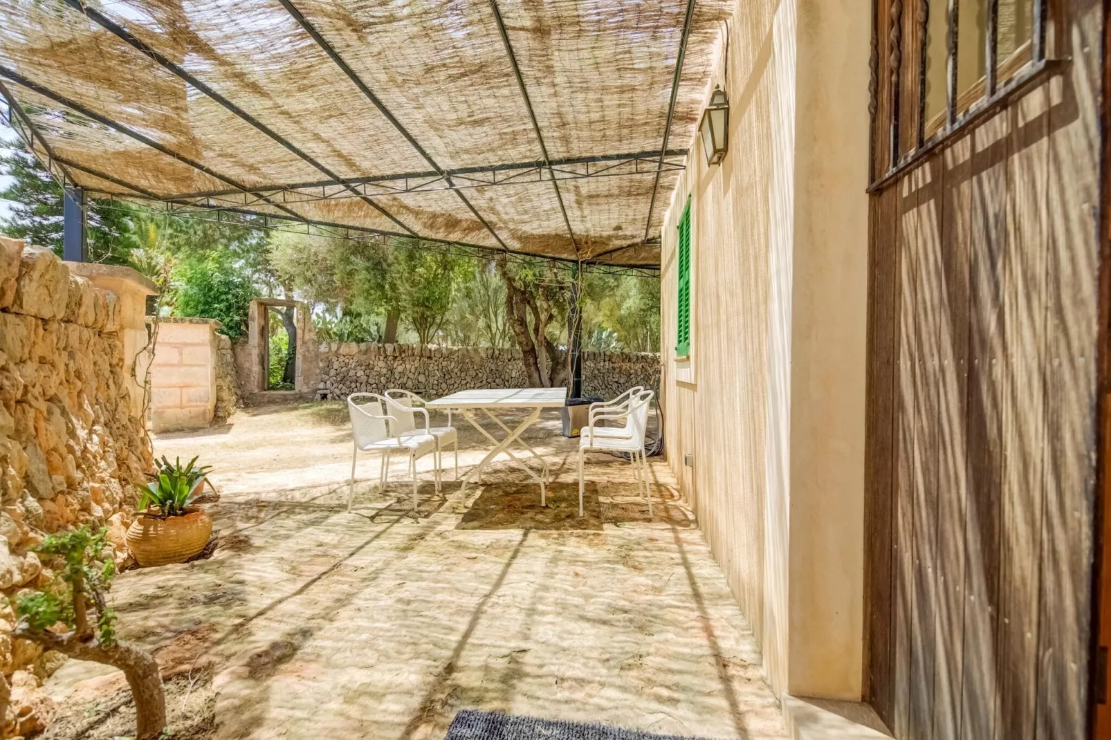 Casa del Pagès-Terrace balcony
