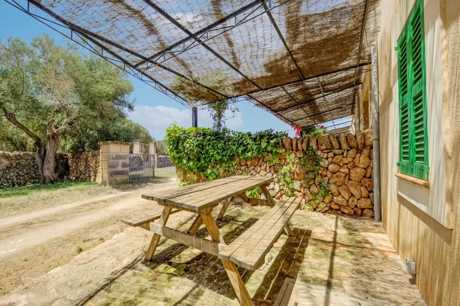 Casa del Pagès-Terrace balcony