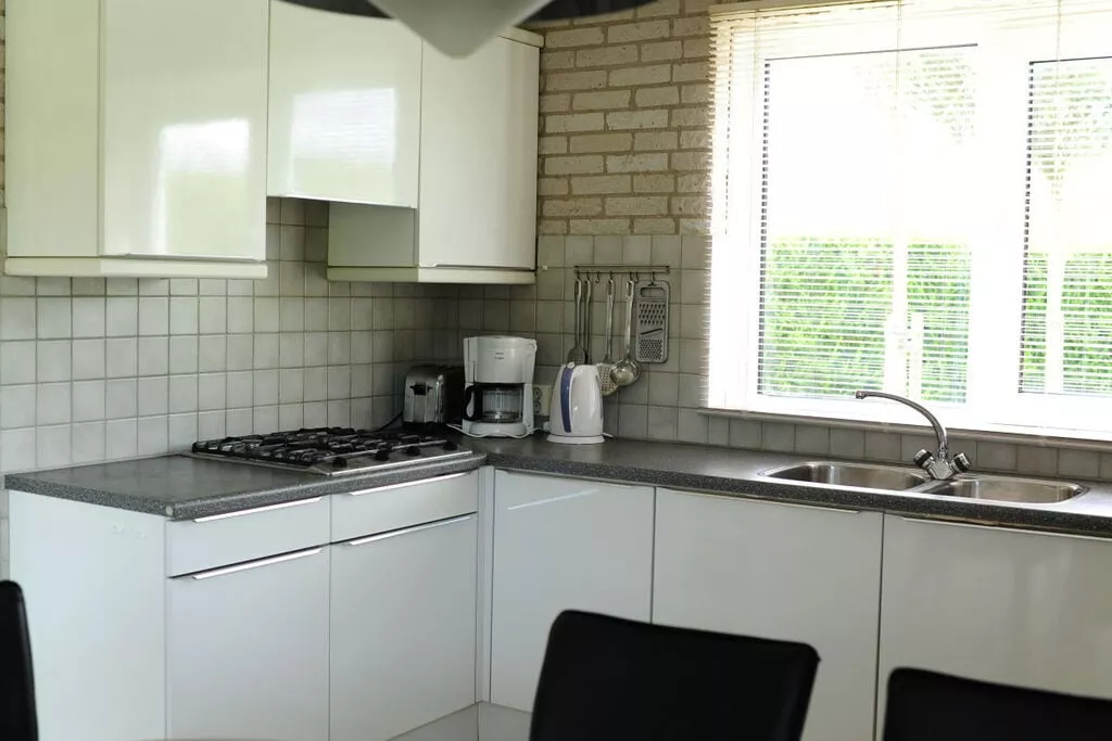 245448-Kitchen