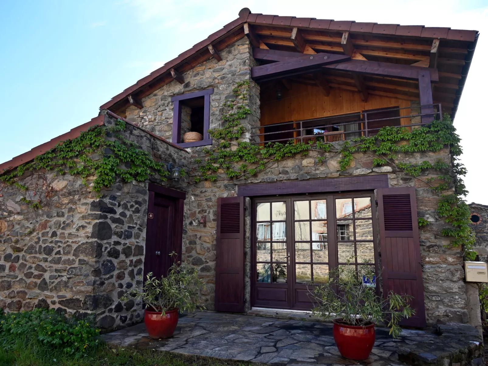 Varenne-Outside