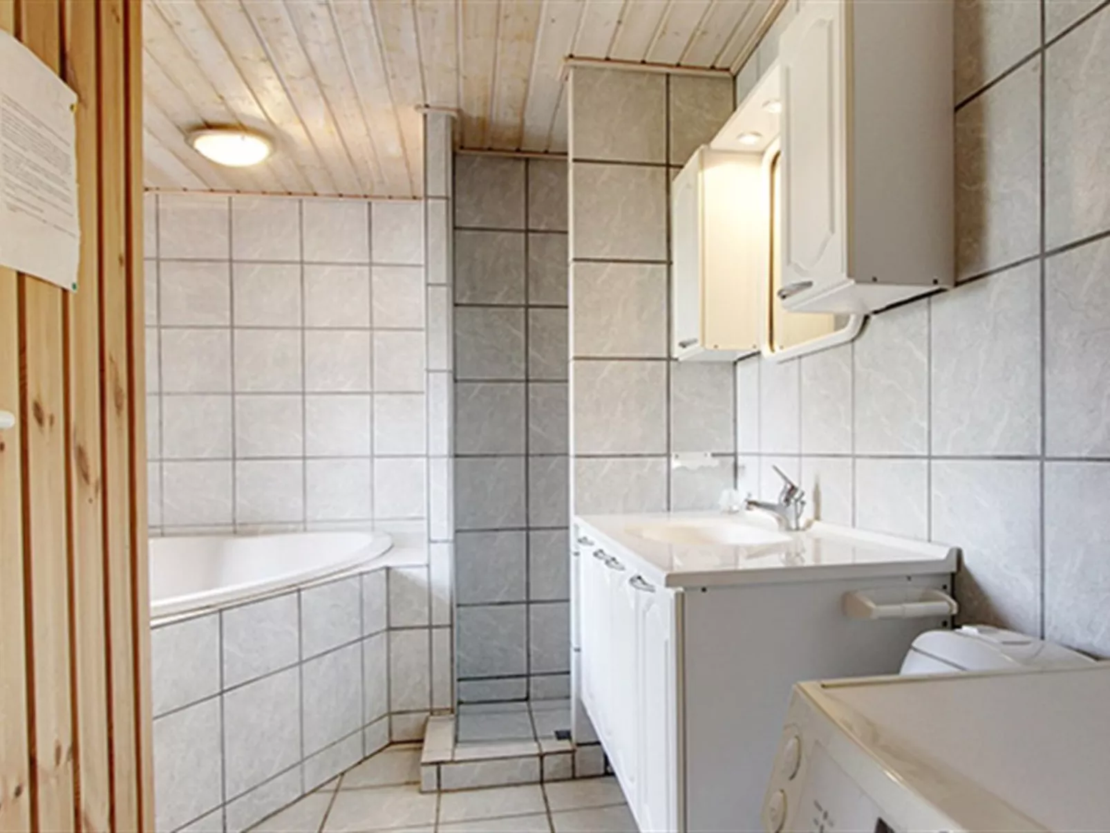 "Carit" - 80m from the sea-Outside