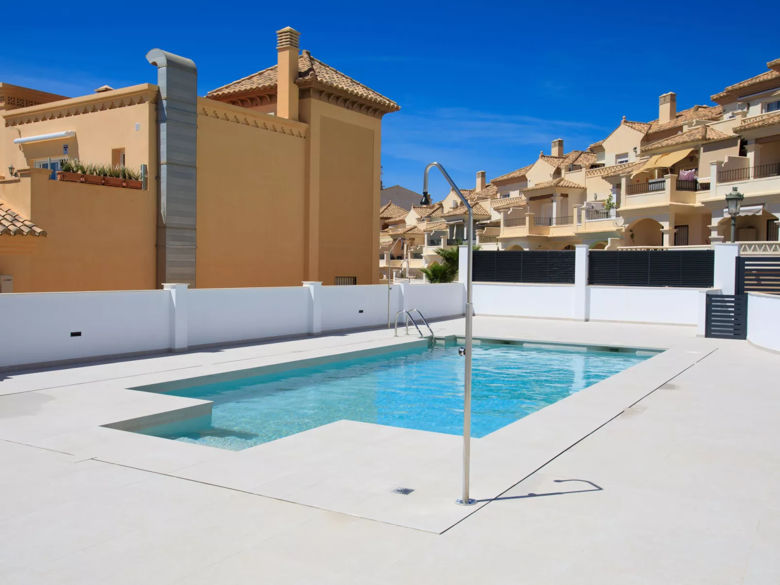 Colina Alta-Outside