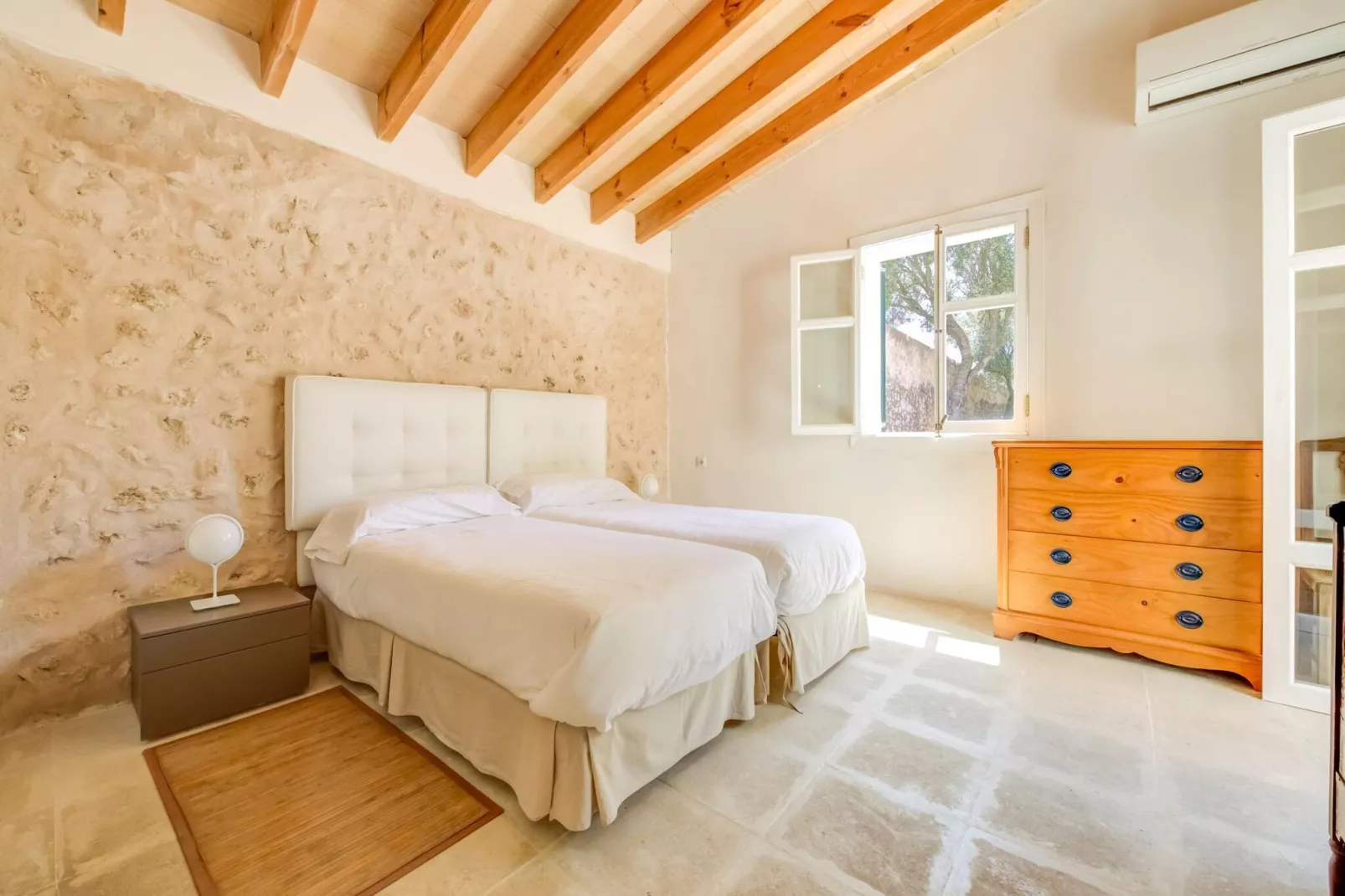 El Taller-Bedroom