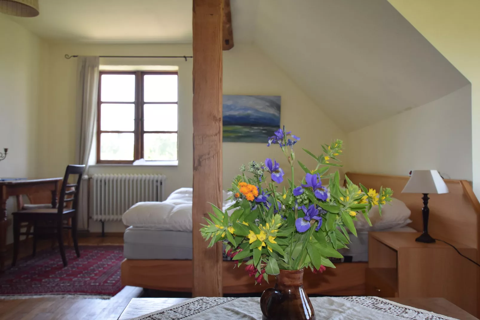 Ferienwohnung Parkblick mit 3 Schlafzimmern-Dining room