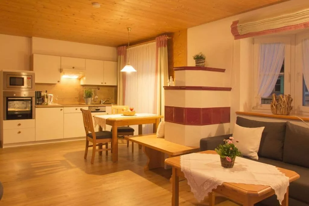 72334-Kitchen