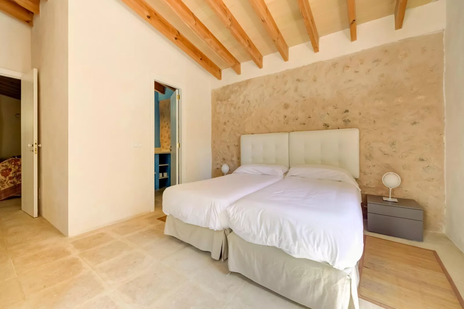 El Taller-Bedroom
